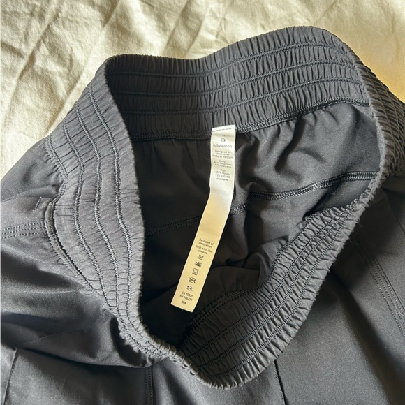 Lululemon Wanderer Jogger - Picture 3 of 3